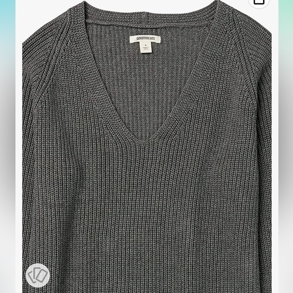 NWT Medium Goodthreads Women's Cotton Shaker Stitch Deep V-Neck Sweater - Picture 3 of 4